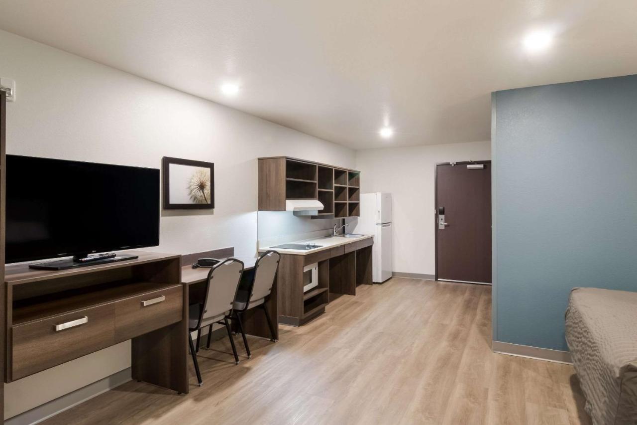 Woodspring Suites Mesa Chandler Exterior photo
